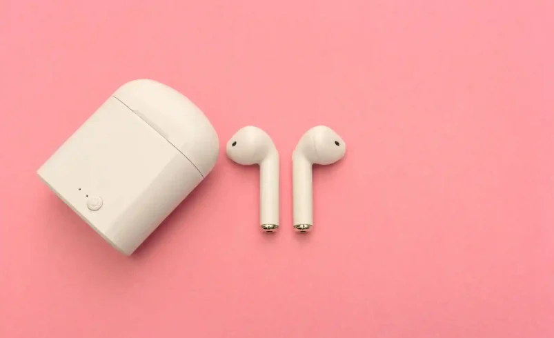 wireless earbuds vs wired earphones
